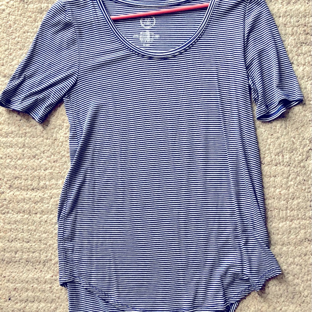 Maurices XS short sleeve shirt